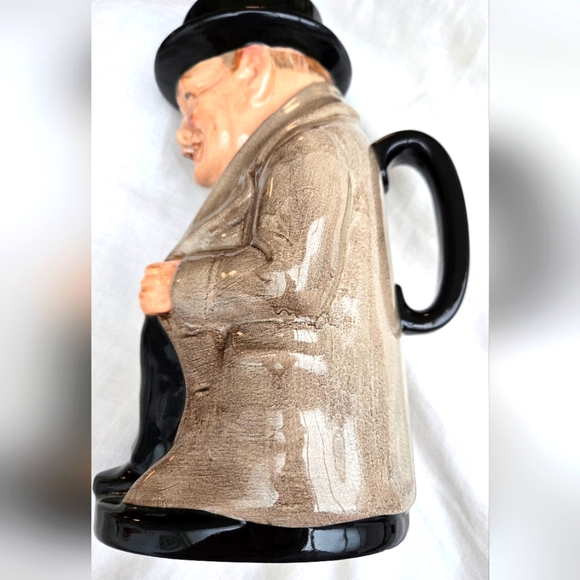 Royal Doulton Sir Winston Churchill Pitcher 9" - Picture 2 of 9